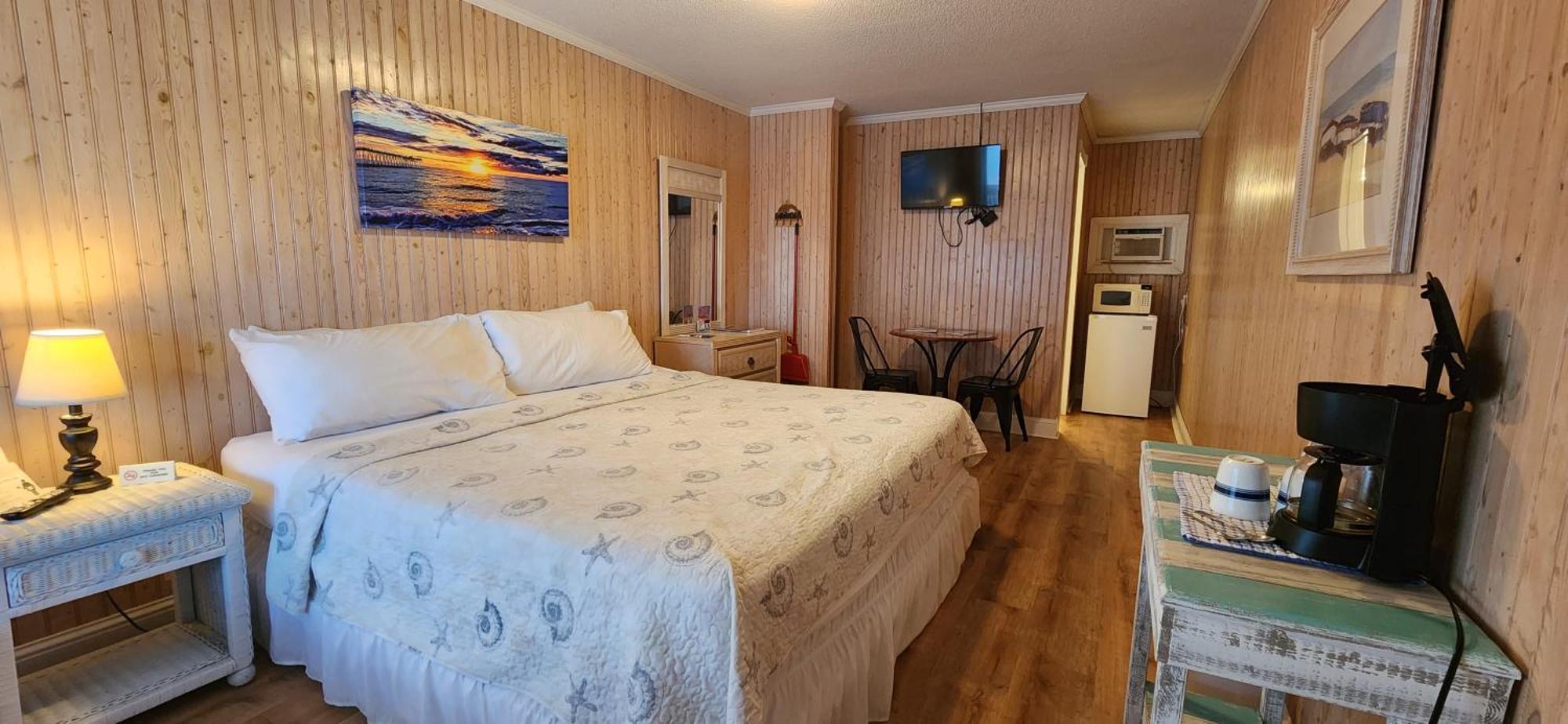 The Savannah Inn Carolina Beach Exterior photo