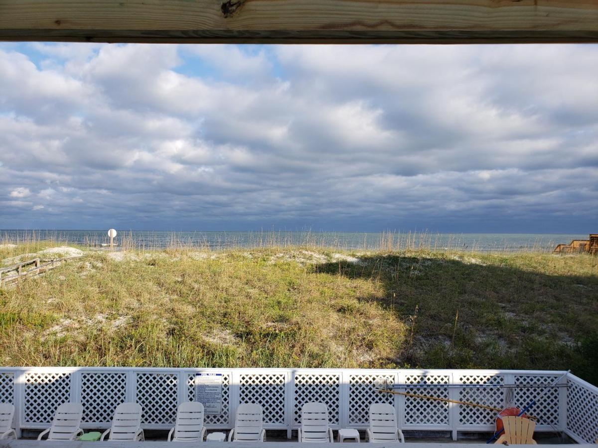 The Savannah Inn Carolina Beach Exterior photo