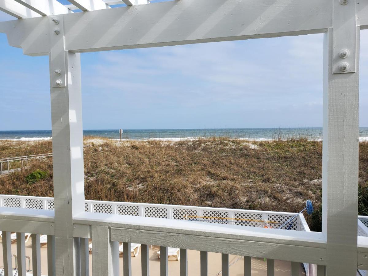 The Savannah Inn Carolina Beach Exterior photo